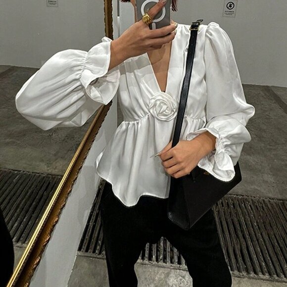 White Casual Women's Solid Color French Style Elegant Loose Fit V-Neck Shirt - Picture 3 of 7